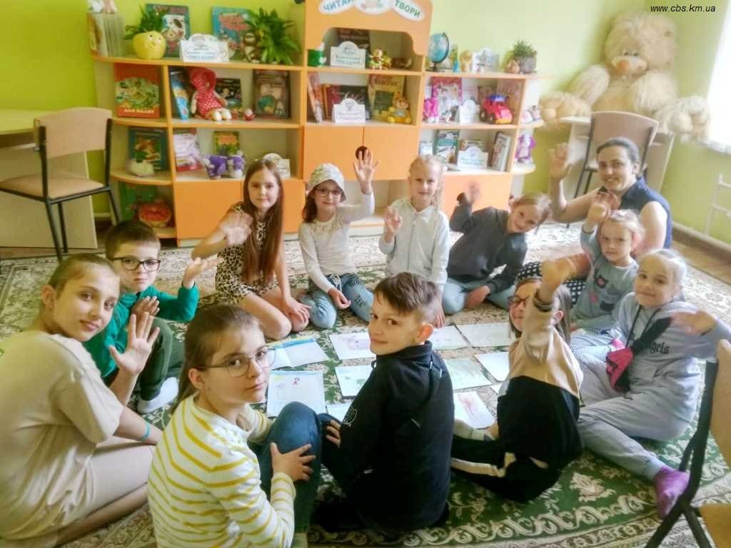 Ігрова карусель у філії №8.